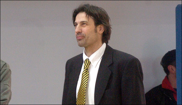 Апел за помоћ прослављеном српском кошаркашу Слађану Стојковићу